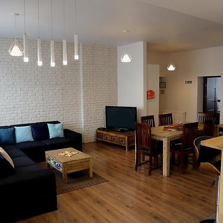 Fogra Travel Apartment Krakau Buitenkant foto
