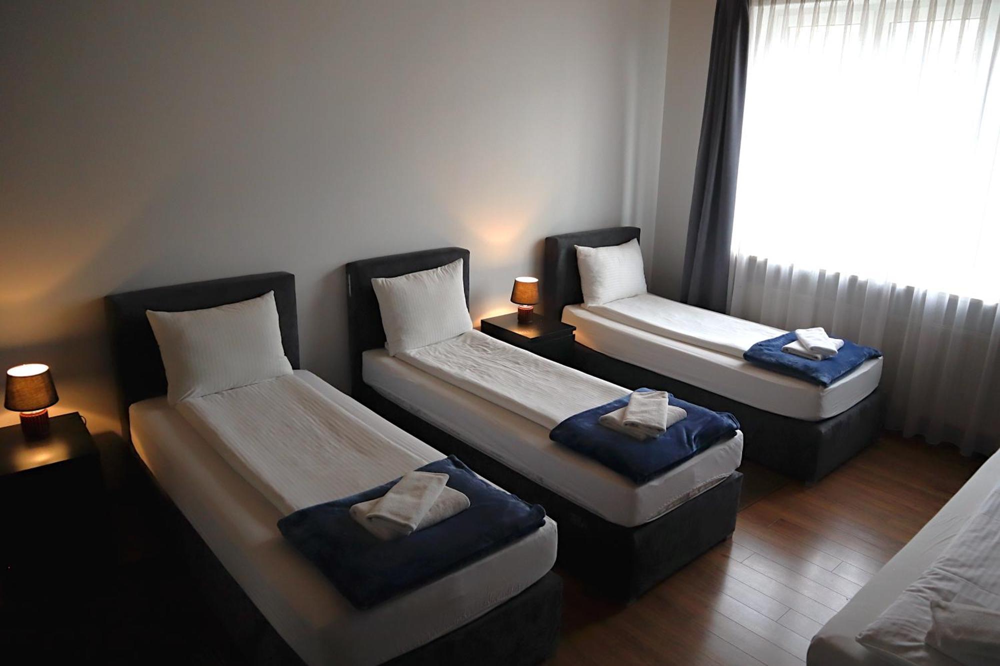 Fogra Travel Apartment Krakau Buitenkant foto